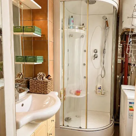 Premium Spacious - Near Eiffel Tower Apartment